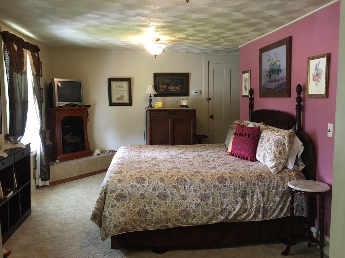 Bed & Breakfast Glass Magnolia
