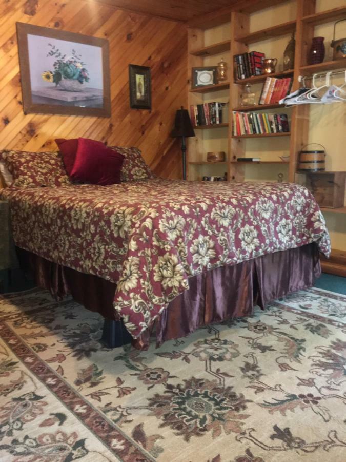 Bed & Breakfast Glass Magnolia *